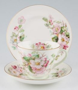 apple-blossom-set-royal-doulton