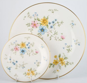 elegy-royal-doulton-bone-china-set