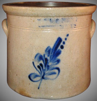 blue-floral-spray-crock