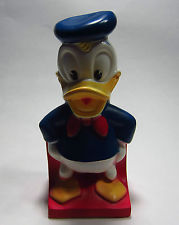 1971-donald-duck-blue-shirt-red-tie