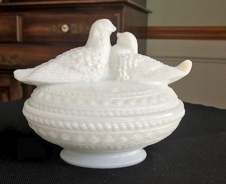 How to Identify and Value Vintage Milk Glass Antiques Prices